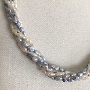 Vintage 14kt Fresh Water Pearls Blue & White